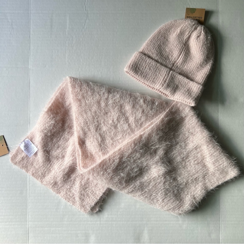 NWT Earth Bound fuzzy Scarf & beanie Soft Pink